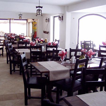 Taverna Pietrei Craiului Zărneşti 외부 사진